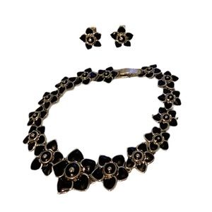 Black Enamel Floral Jewelry Set: bracelet & stud earrings